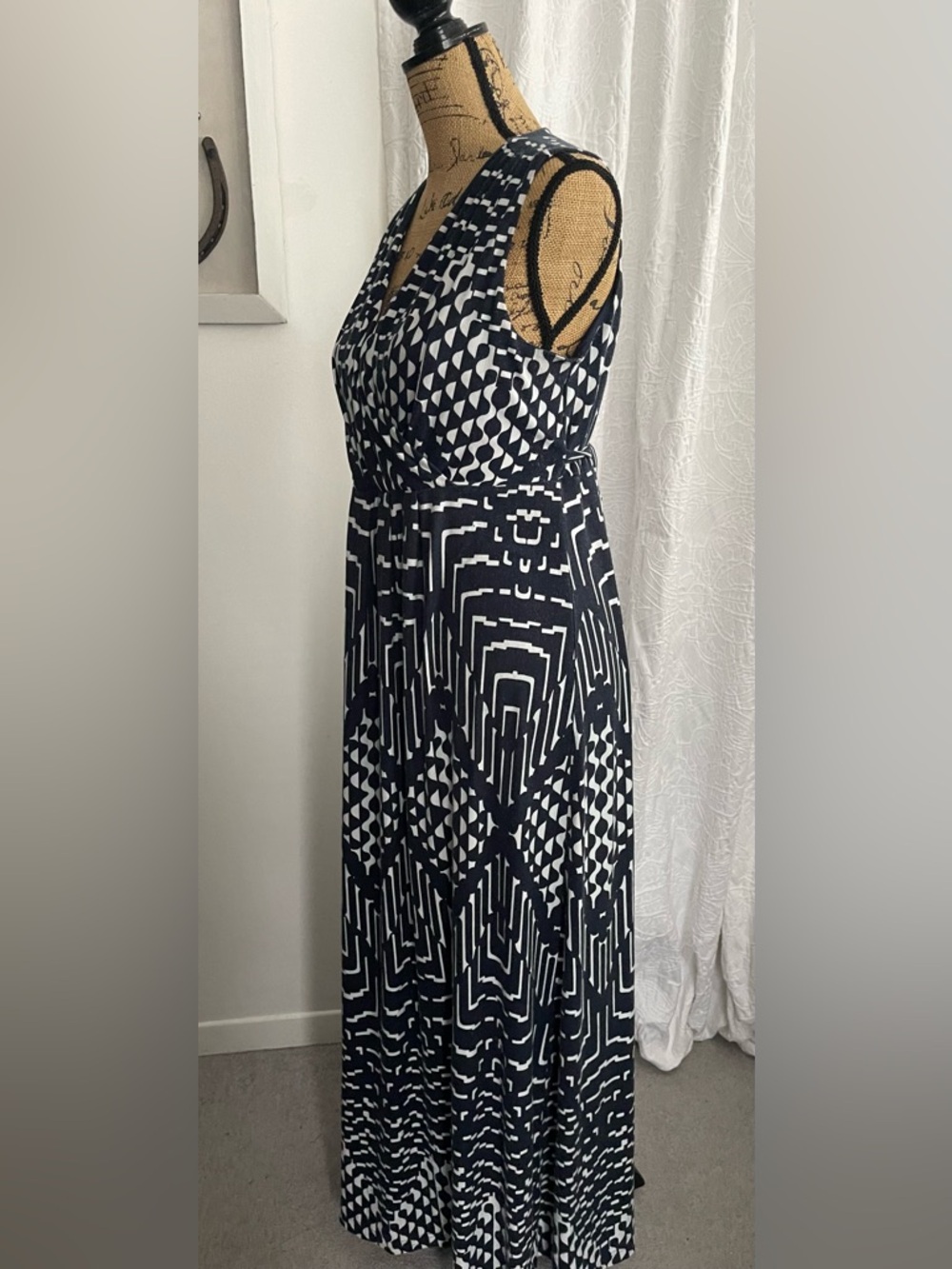 Mario Serrani Italy Maxi Dress Sleeveless Geometric Print Made in Italy Size.M - Picture 3 of 8